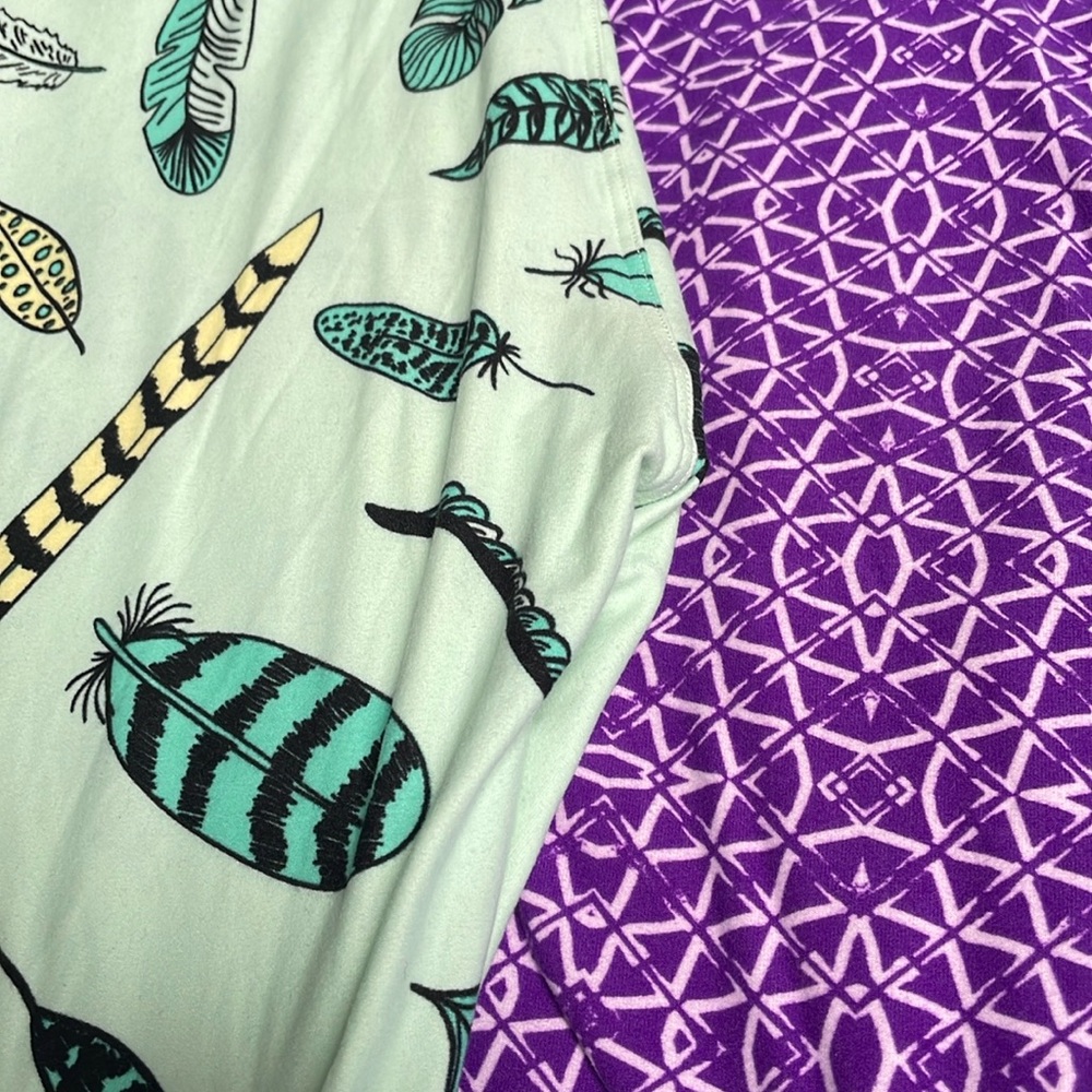 lula roe leggings- set of two.